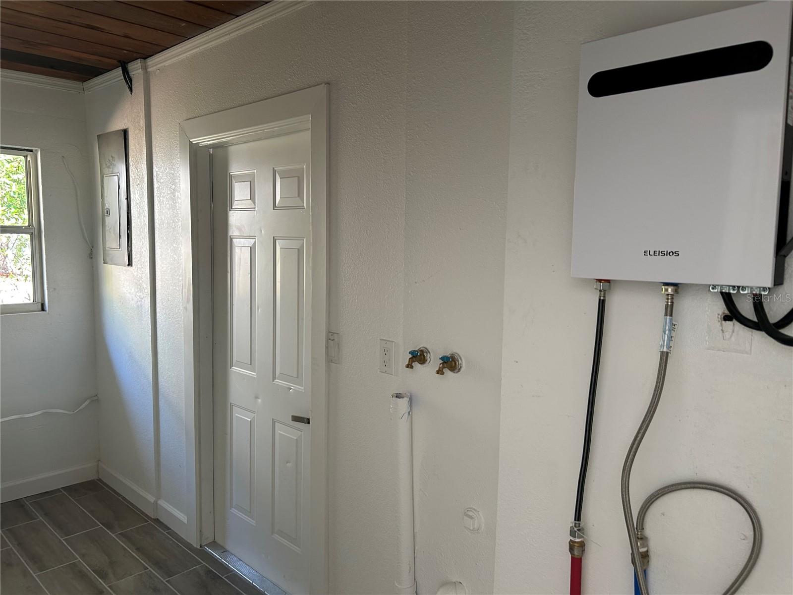 CRESCENT HEIGHTS RESUBDIVIDED - Residential