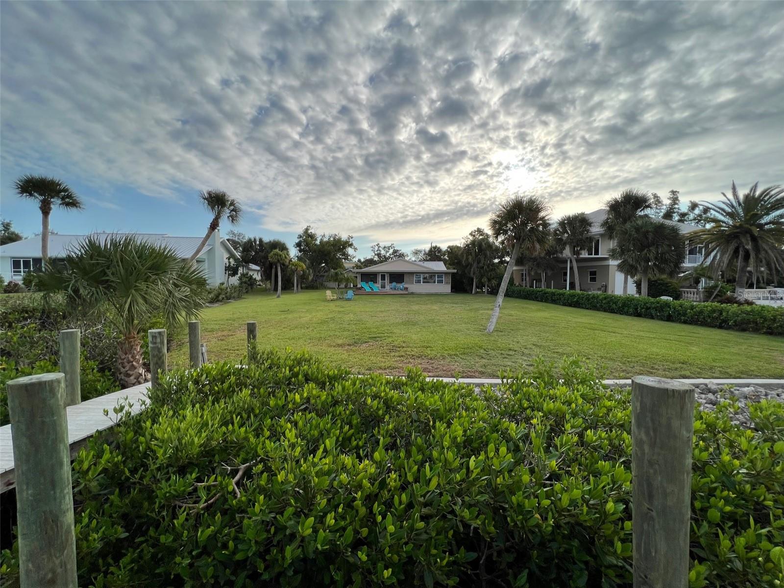 NEWPOINT COMFORT - Residential Lease