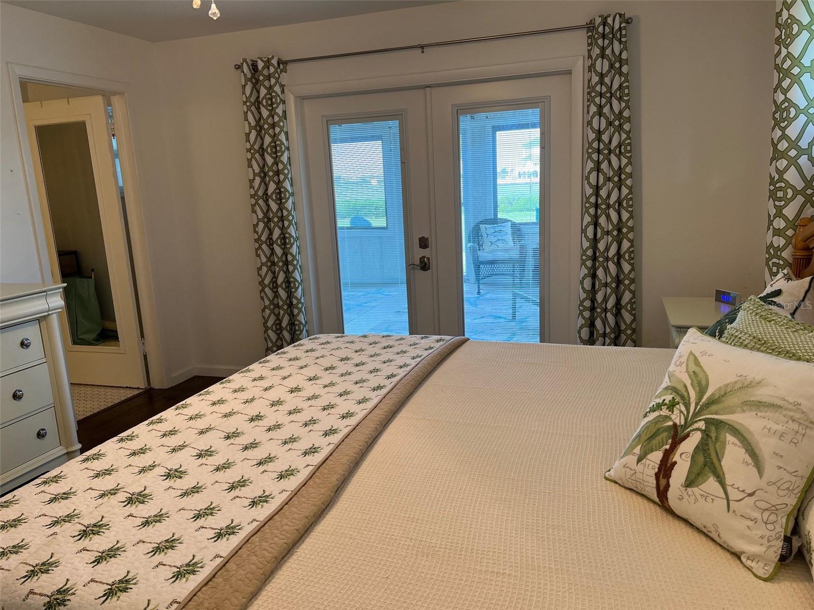 NEWPOINT COMFORT - Residential Lease