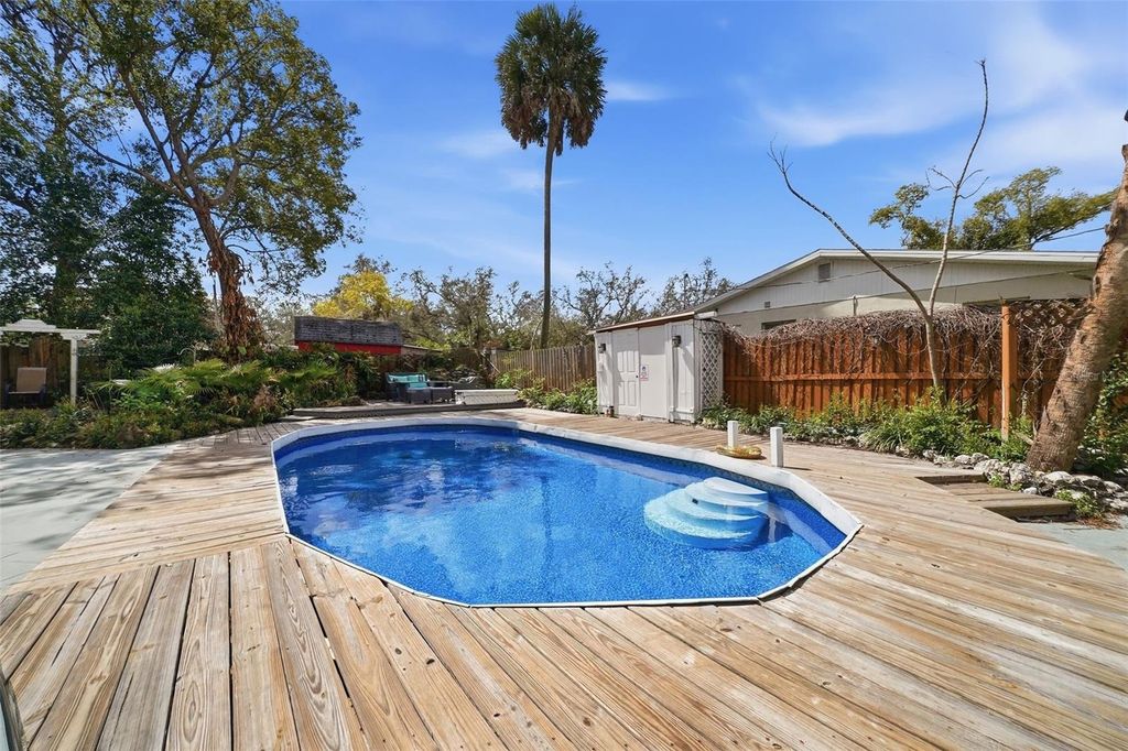 Photo of 12116 N 52nd Street, Temple Terrace, FL 33617 (MLS # TB8479940)