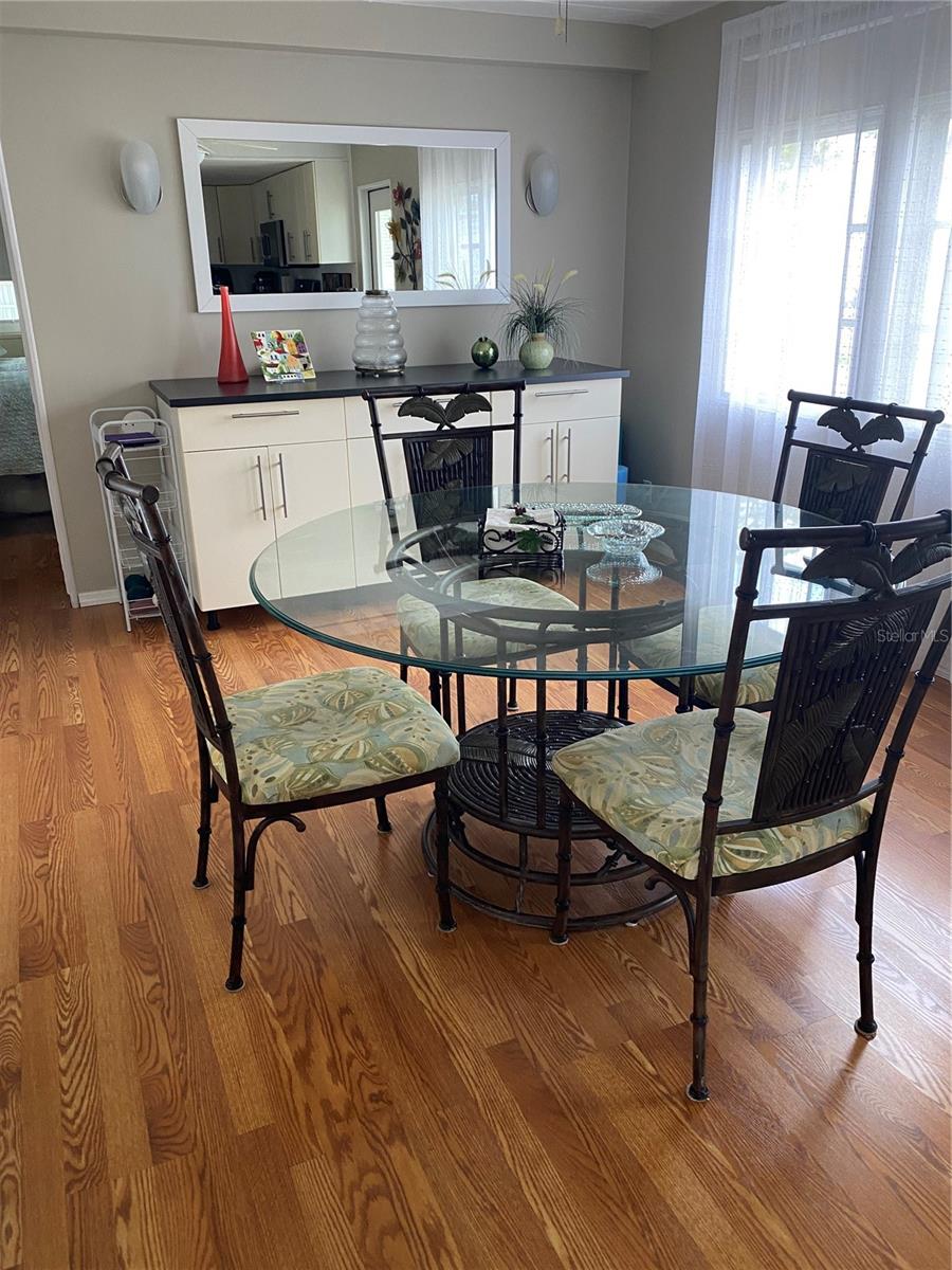 HOLIDAY PARK - Residential