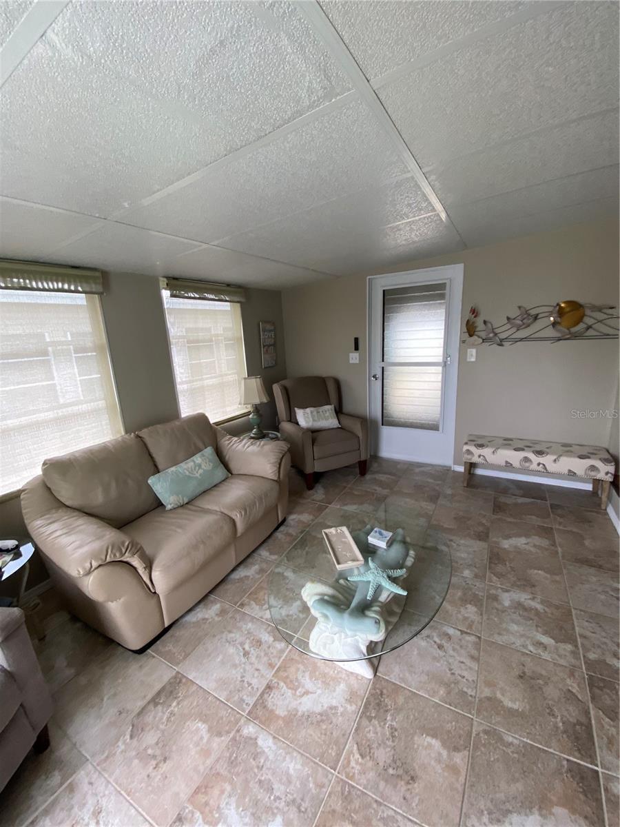 HOLIDAY PARK - Residential