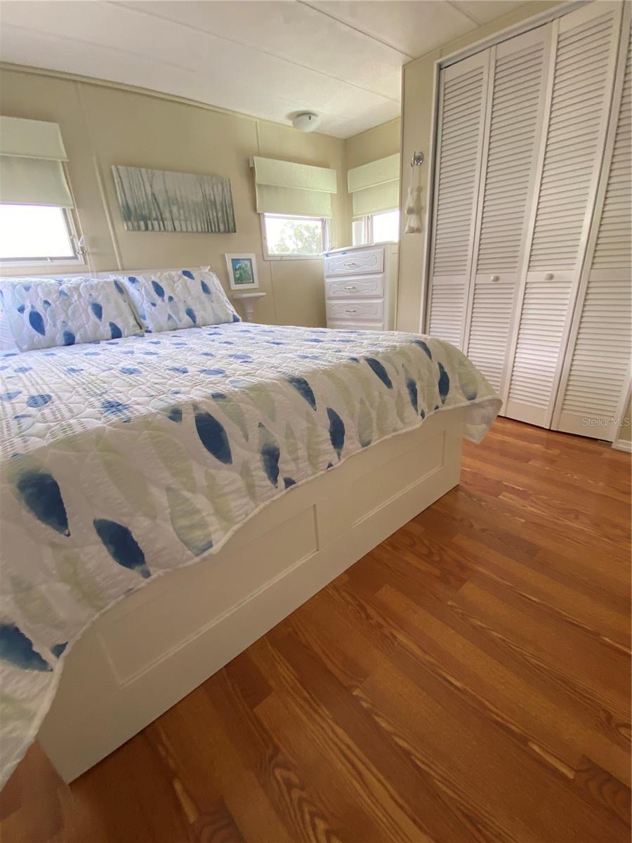 HOLIDAY PARK - Residential