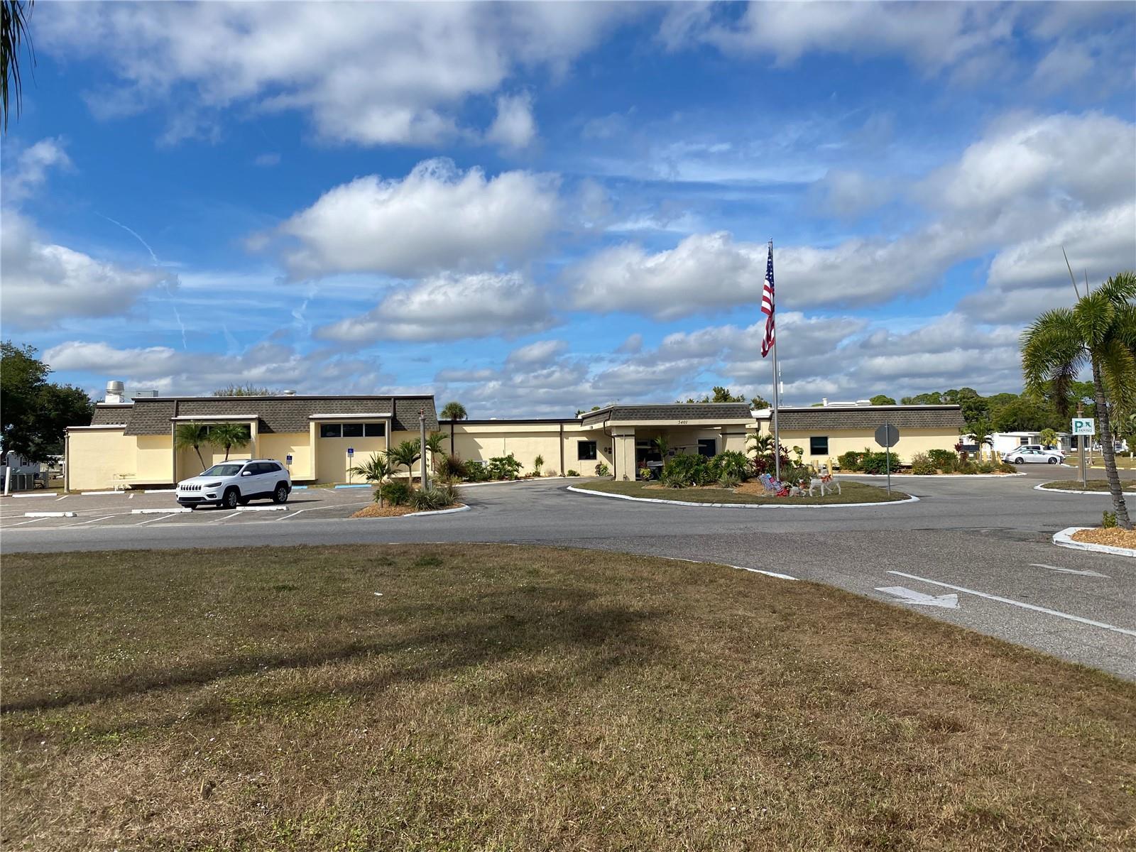 HOLIDAY PARK - Residential