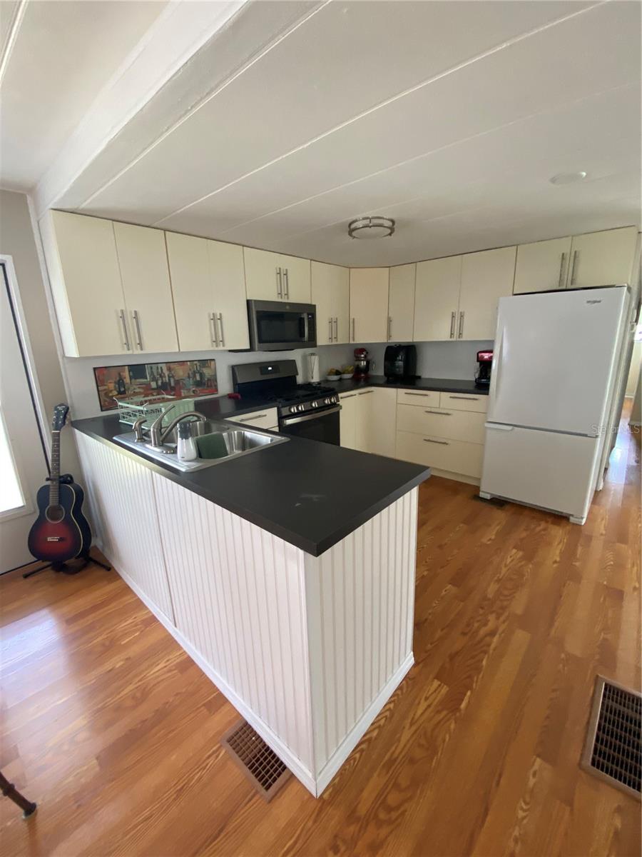 HOLIDAY PARK - Residential