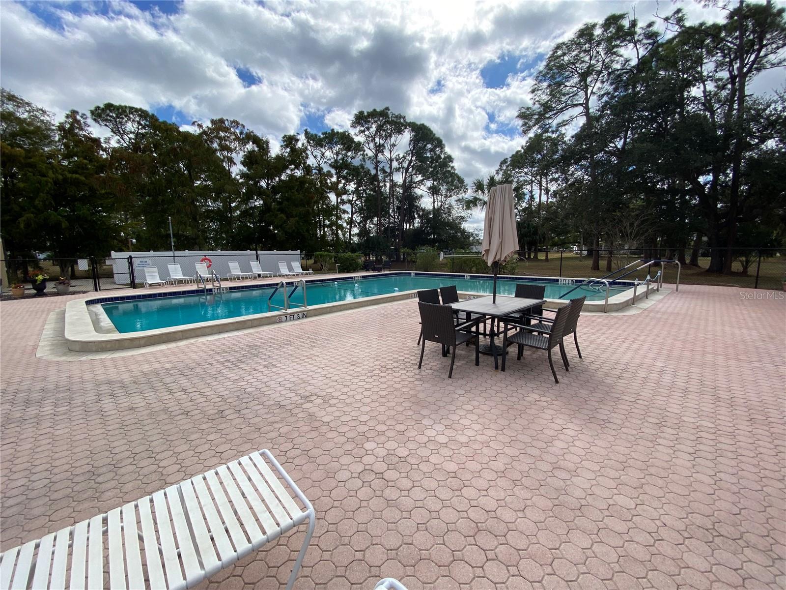 HOLIDAY PARK - Residential