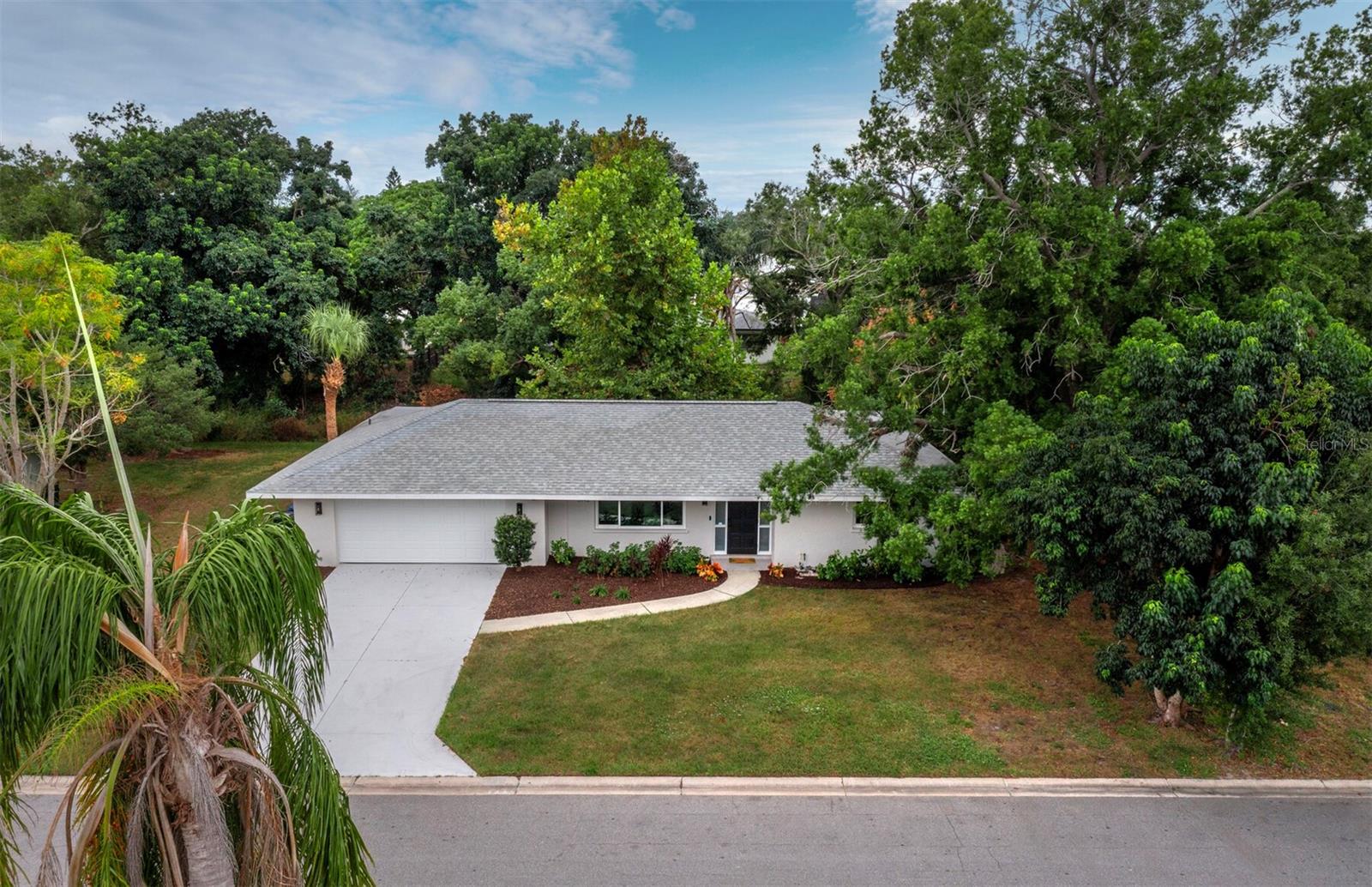 SOUTH GATE - Residential