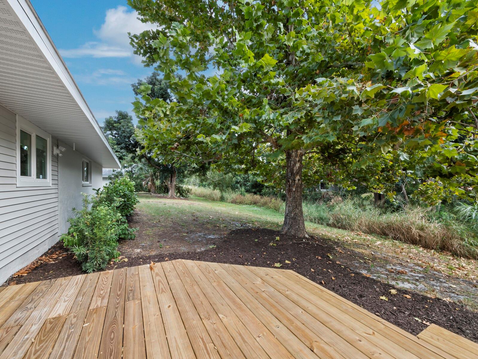 SOUTH GATE - Residential