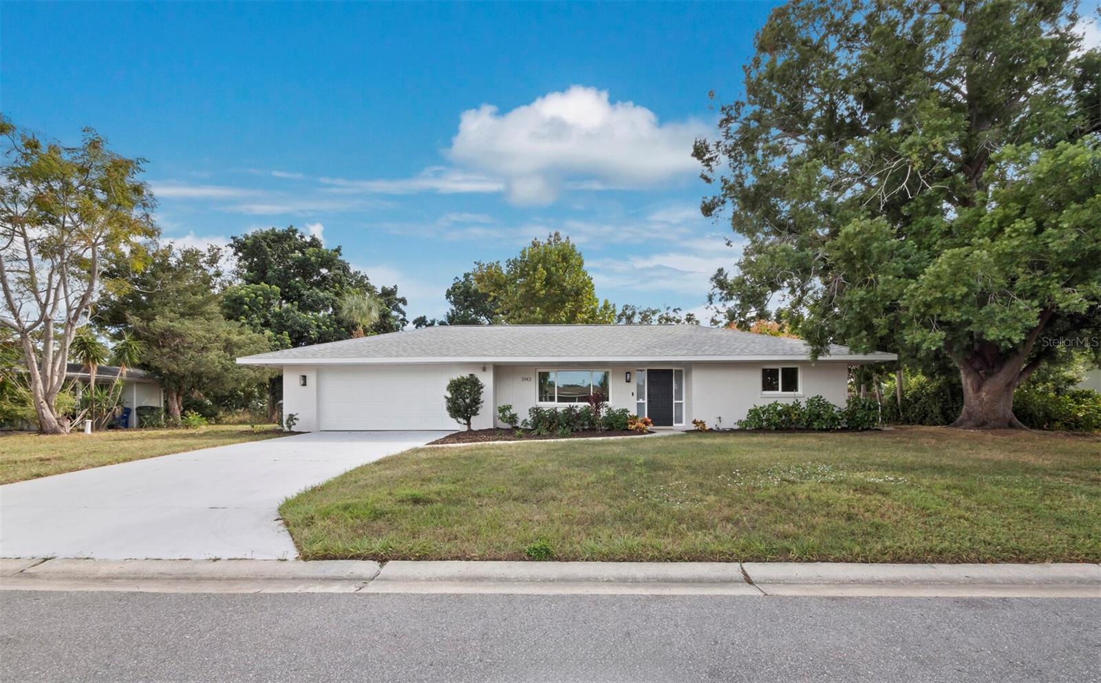 SOUTH GATE - Residential