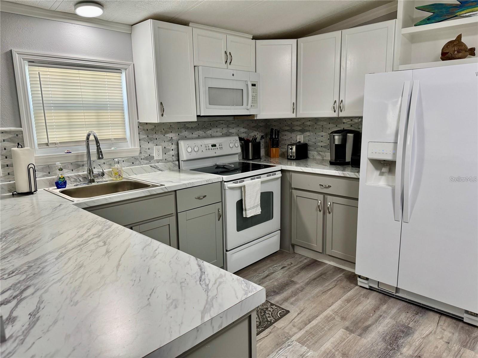 PELICAN HARBOR MOB HOME ESTATES - Residential