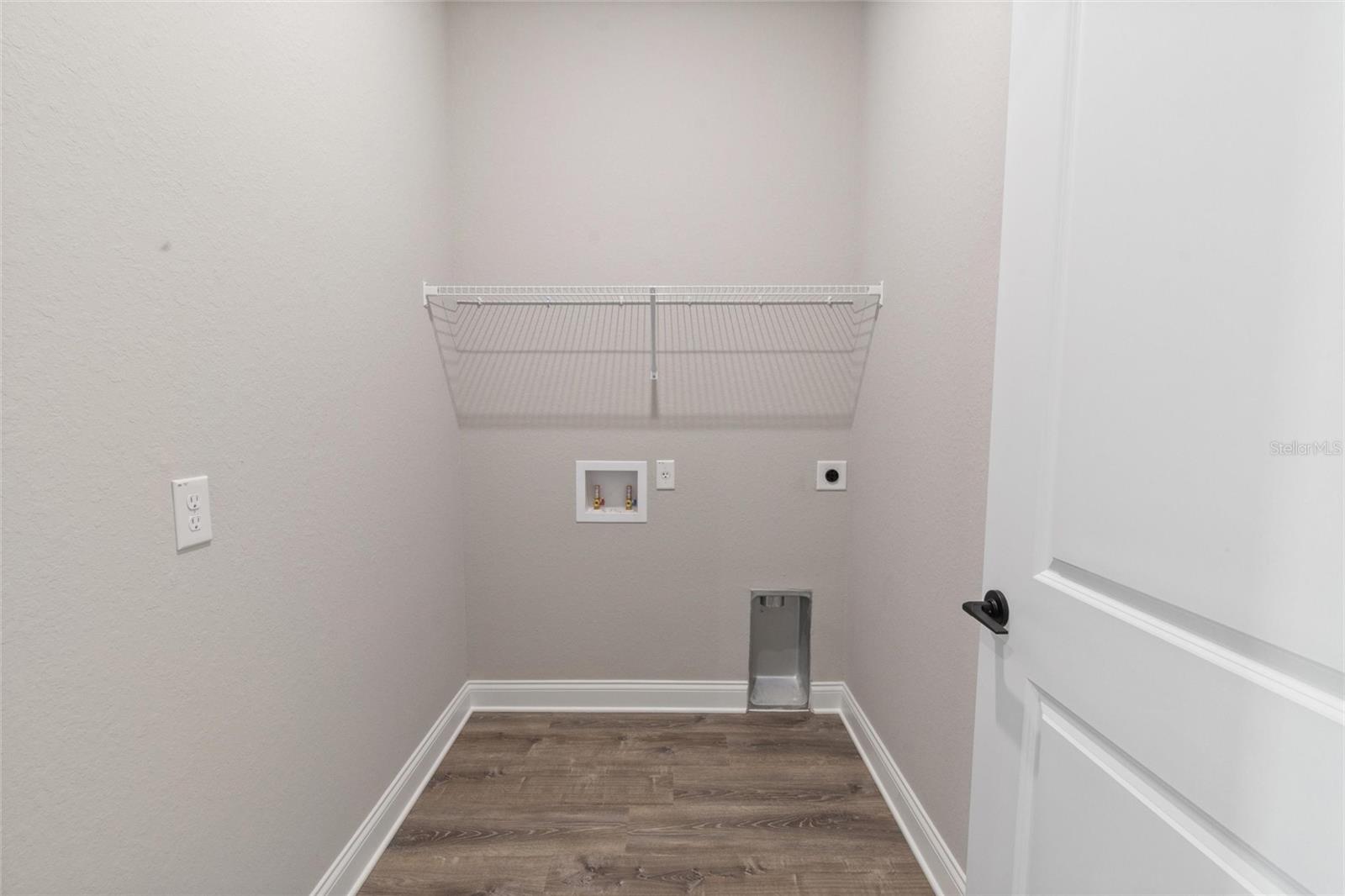 NORTH LAKE BUFFUM SHORES - Residential