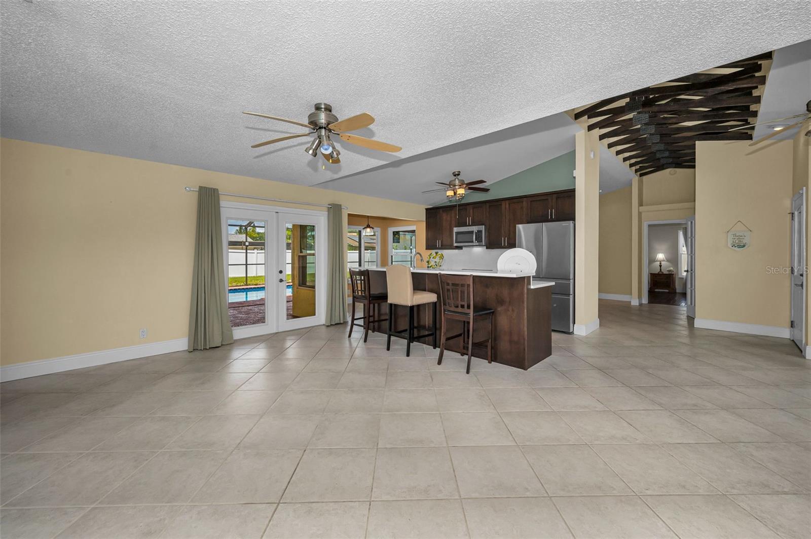 SHADY OAK FARMS - Residential