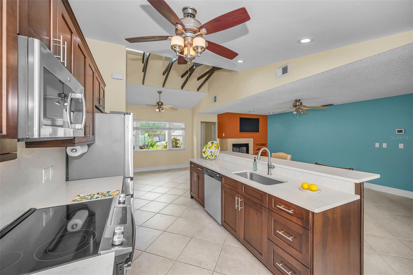 SHADY OAK FARMS - Residential