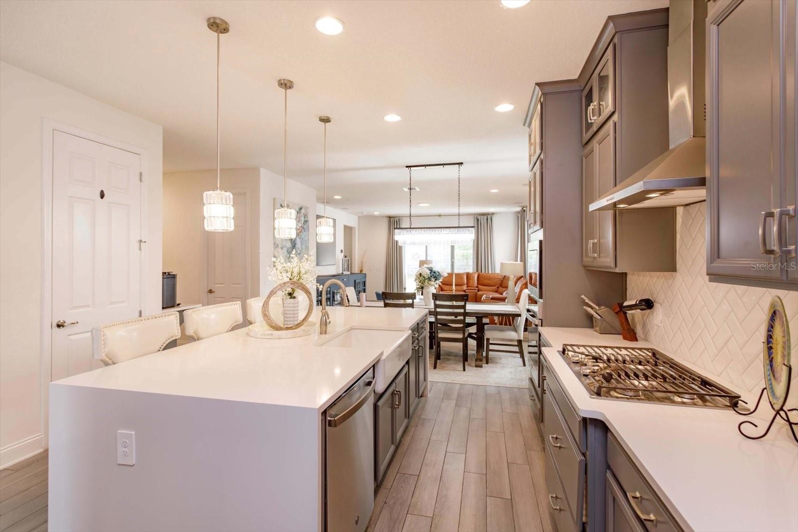 HULL ISLAND/OAKLAND PH 2 - Residential