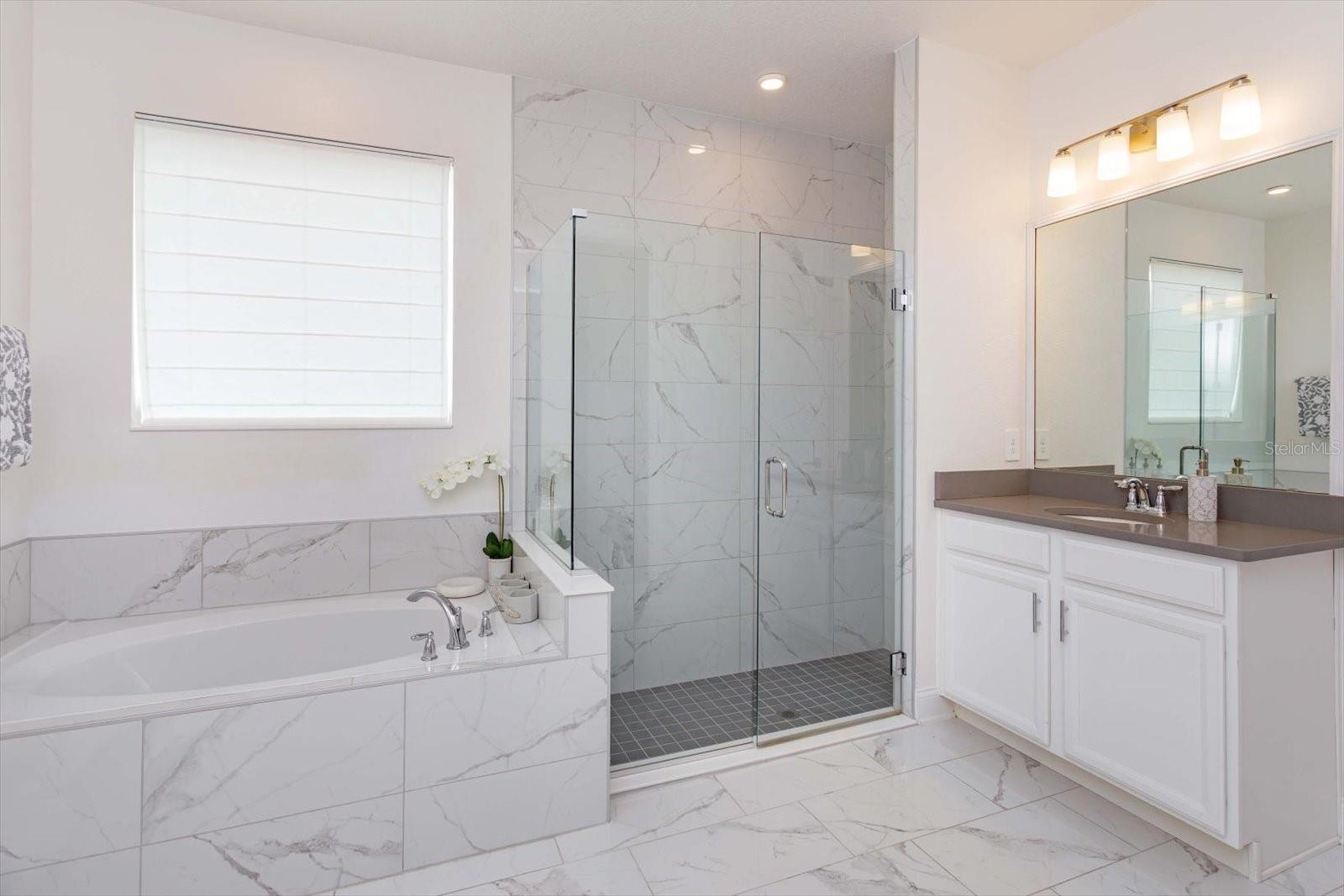 HULL ISLAND/OAKLAND PH 2 - Residential