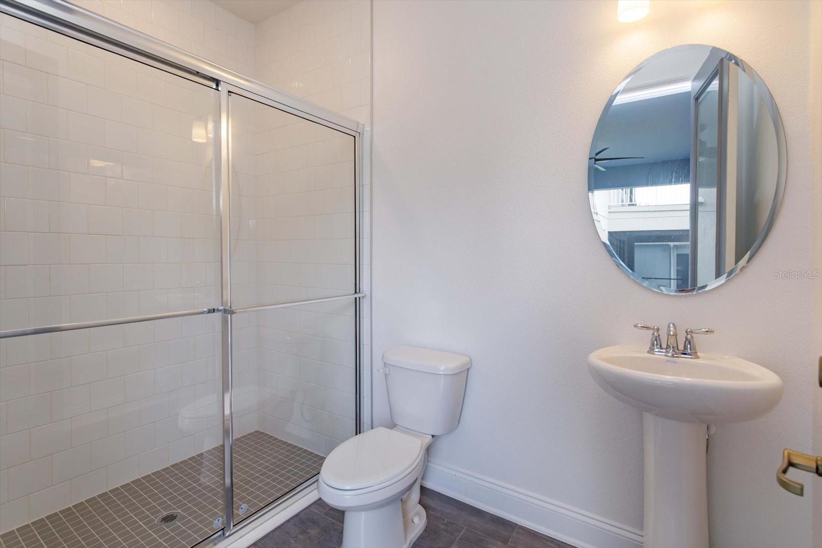 HULL ISLAND/OAKLAND PH 2 - Residential