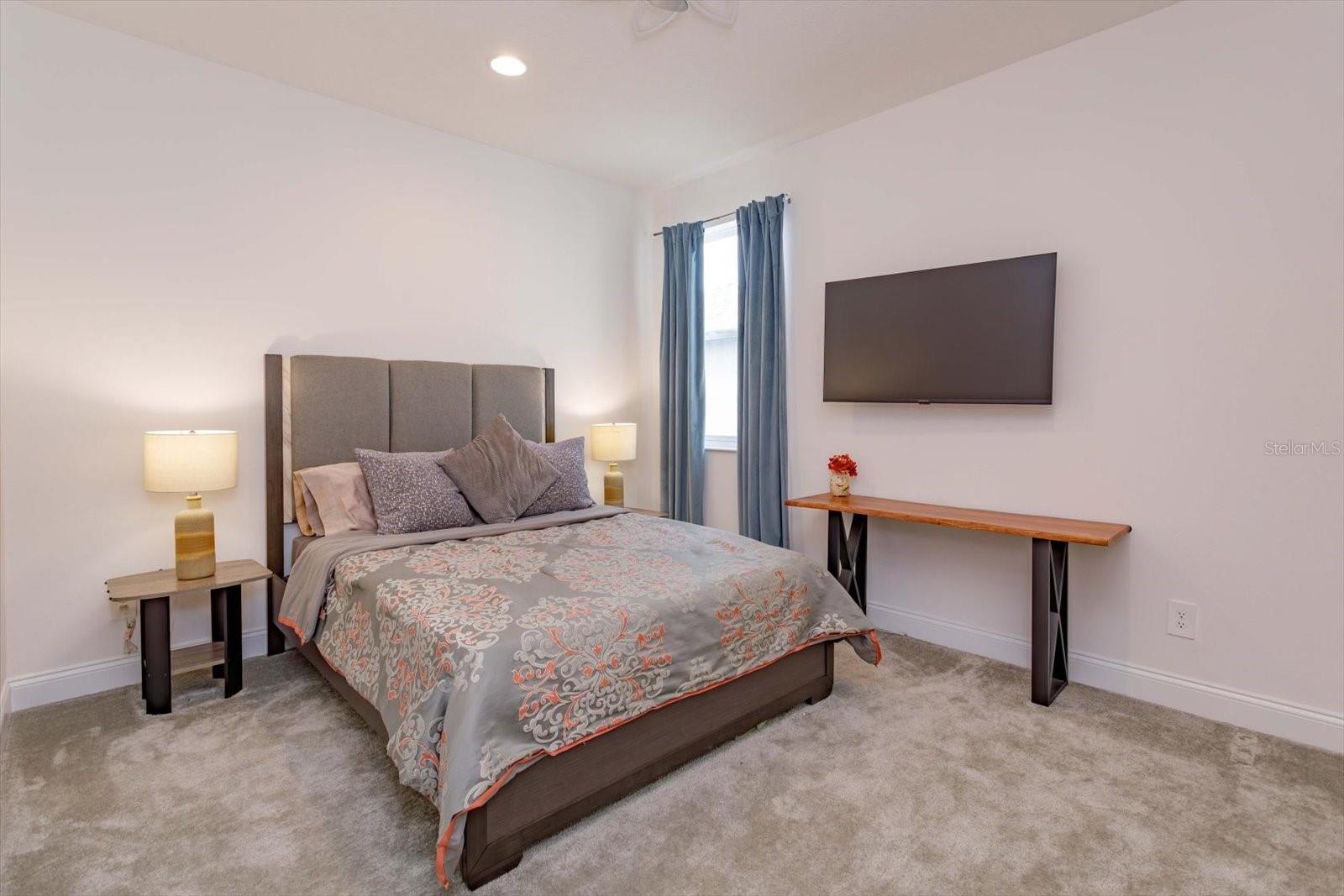 HULL ISLAND/OAKLAND PH 2 - Residential