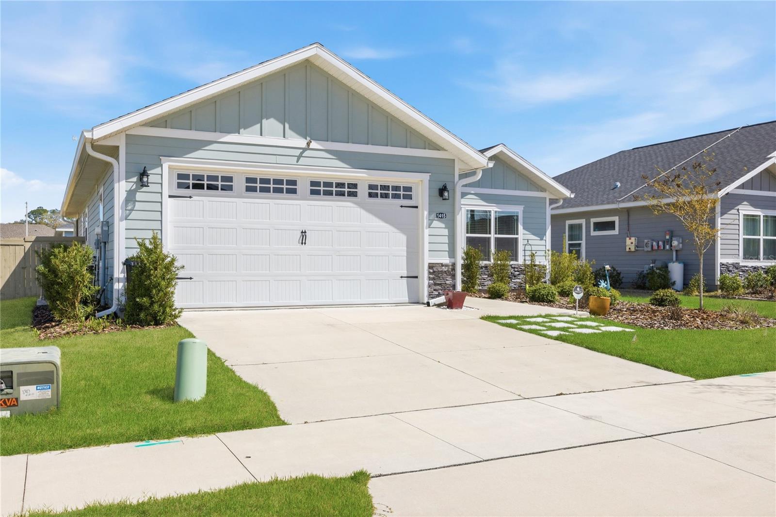 GRAND OAKS AT TOWER PH I PB 35 PG 68 - Residential