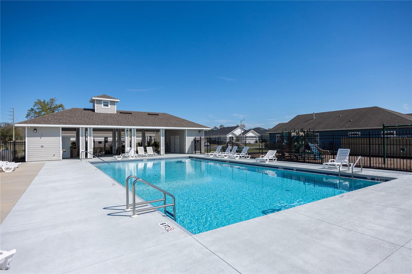 GRAND OAKS AT TOWER PH I PB 35 PG 68 - Residential