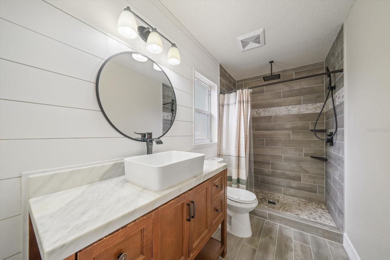 KINGSFIELD PH II - Residential