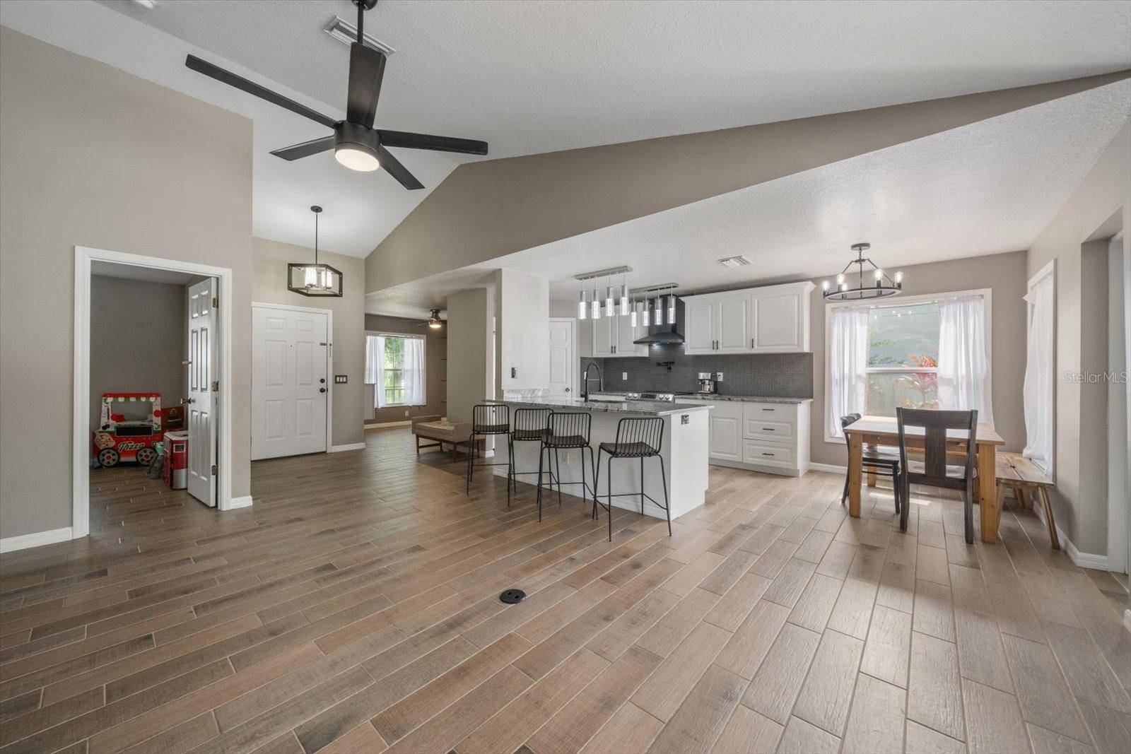KINGSFIELD PH II - Residential