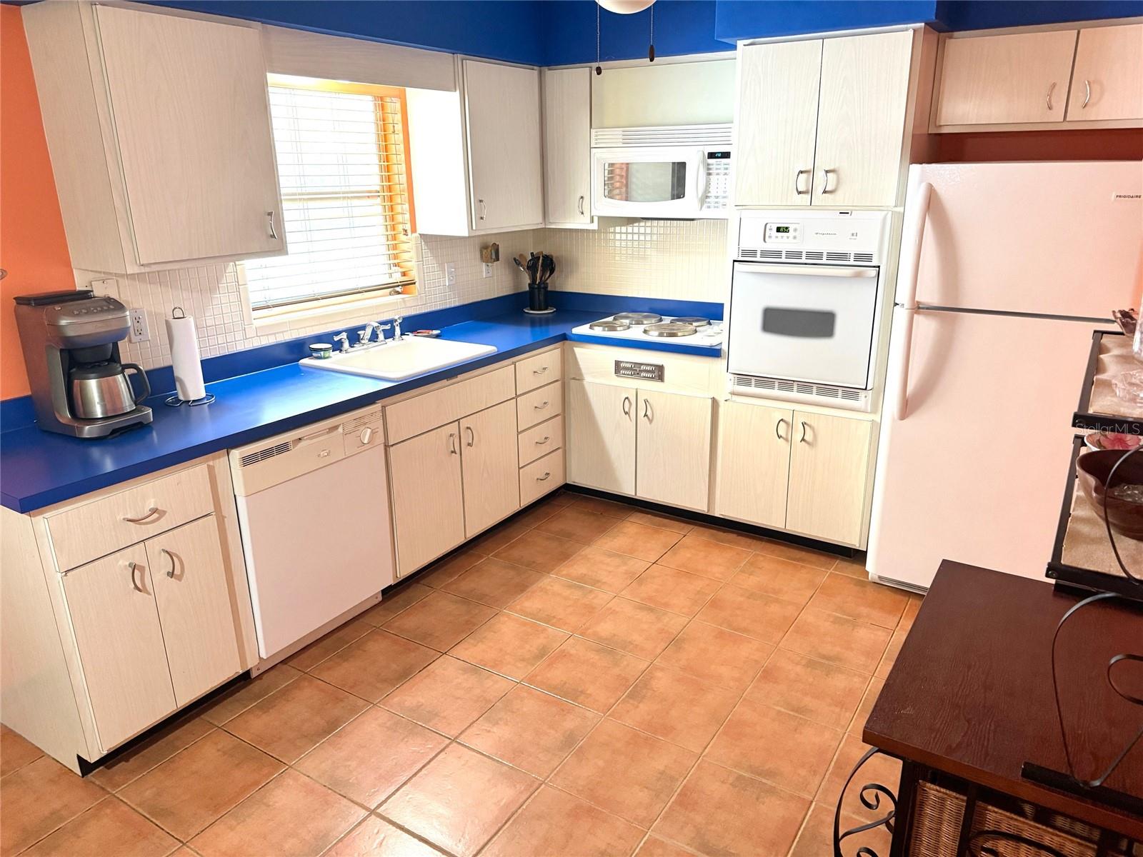 SUEMAR SUB 1ST ADD - Residential