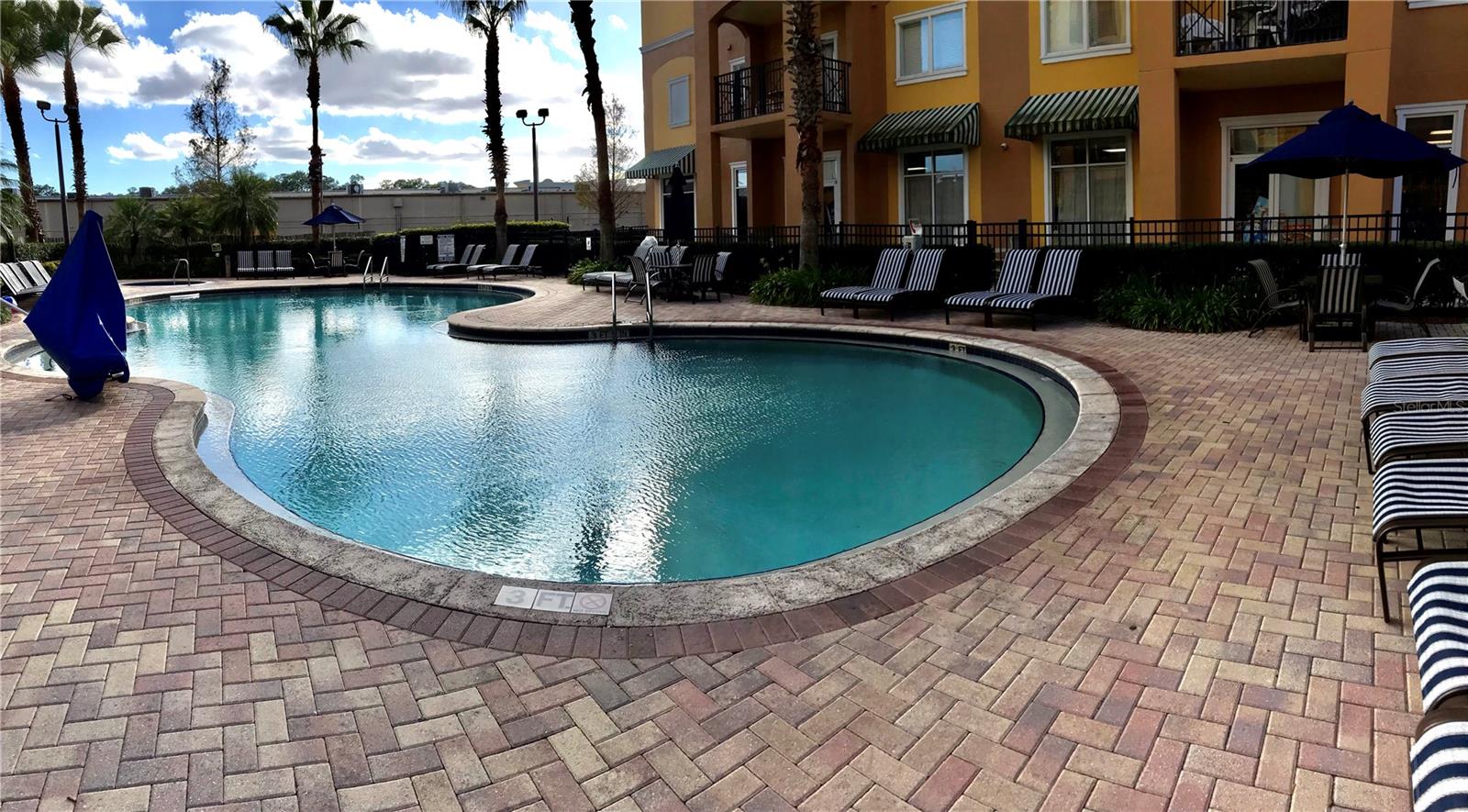 LAKE BUENA VISTA RESIDENCE VILLAGE I - Residential