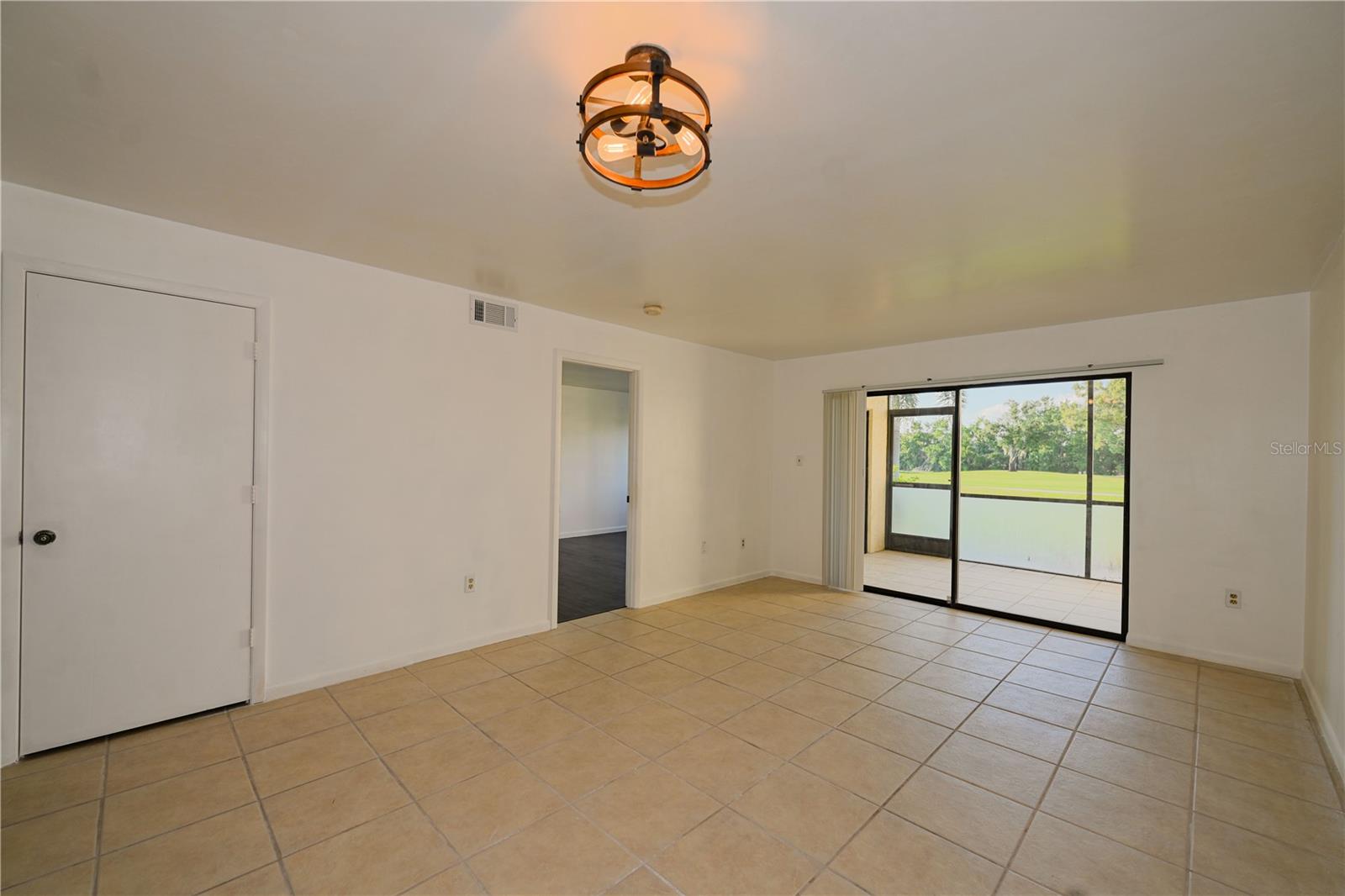 LONGWATER CHASE - Residential Lease