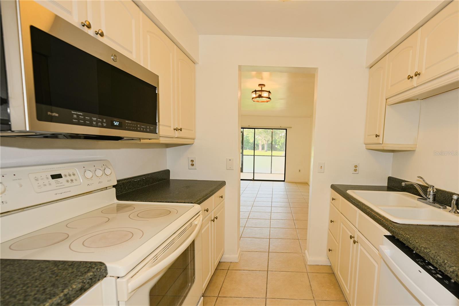 LONGWATER CHASE - Residential Lease
