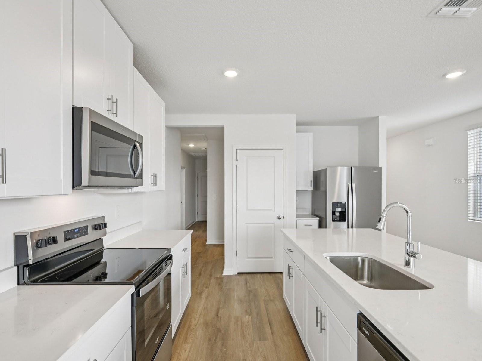 MAGNOLIA BAY - Residential