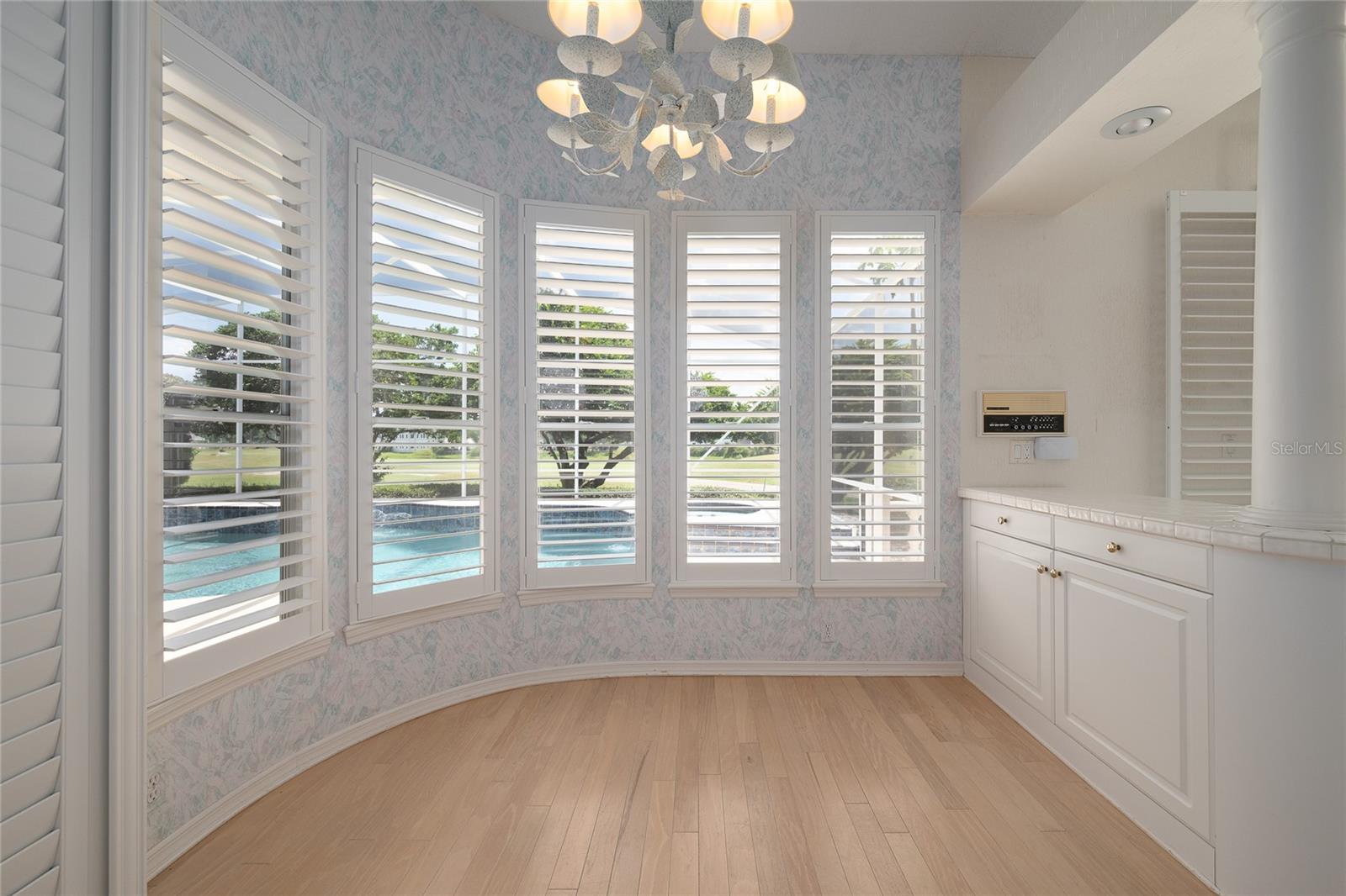 MUIRFIELD VILLAGE - Residential