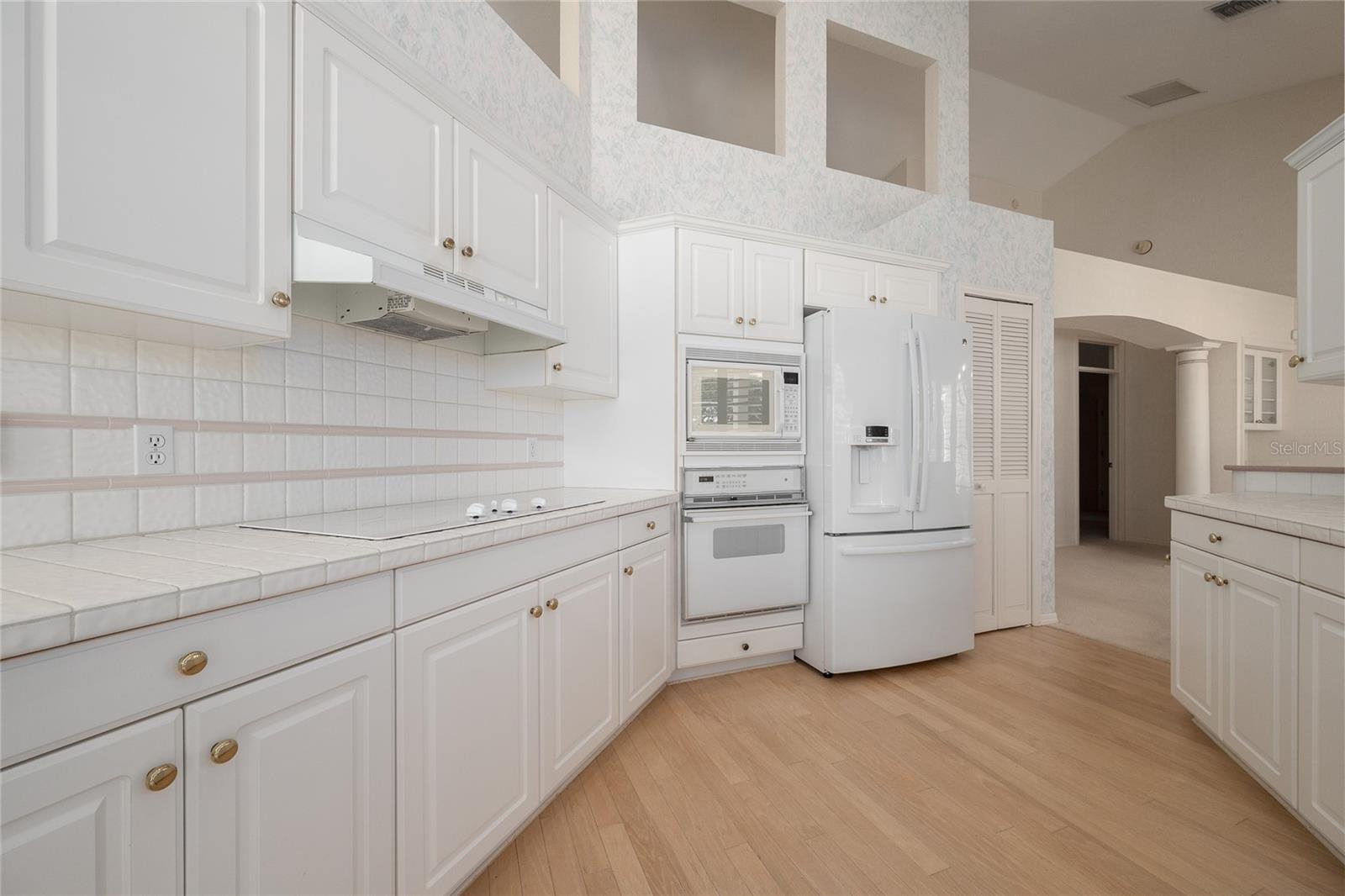 235 PROMENADE CIRCLE