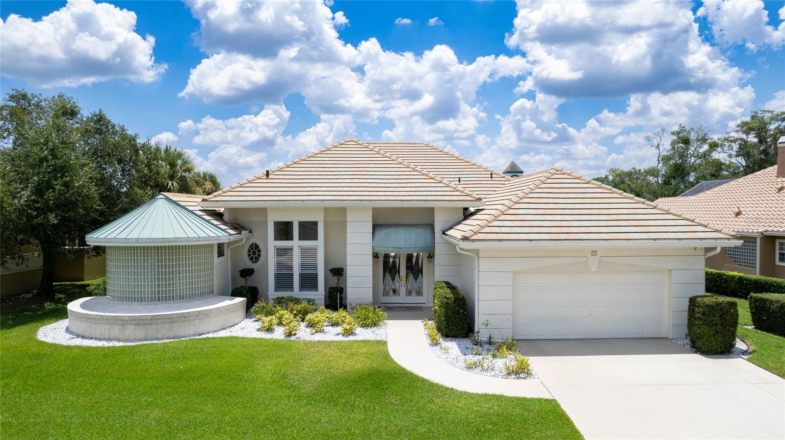 Welcome to 235 Promenade Circle, a spacious 4-bedroom, 4-bathroom home with over 3,100 sq ft of living space, nestled in the exclusive gated community of Heathrow—one of Central Florida’s most sought-after neighborhoods.
This home sits directly on the golf course and offers stunning 180-degree views of the fairways, providing a peaceful and picturesque backdrop to everyday living.
Lovingly cared for by one family, this home is now ready for a new chapter. With its generous floor plan and solid foundation, it’s the perfect opportunity to modernize and create a custom home that fits your lifestyle. Multiple living spaces, large bedrooms, and flexible areas make it ideal for growing families, multigenerational living, or working from home.
Heathrow offers 24/7 guarded gate access and a wealth of amenities, including lush parks, playgrounds, basketball courts, soccer fields, and scenic walking trails. Optional membership to Heathrow Country Club adds access to golf, tennis, fitness center, and a resort-style pool.
Conveniently located near I-4, SR-417, top-rated Seminole County schools, Colonial Town Park, and world-class shopping and dining, this home blends space, security, and potential in one unbeatable location.