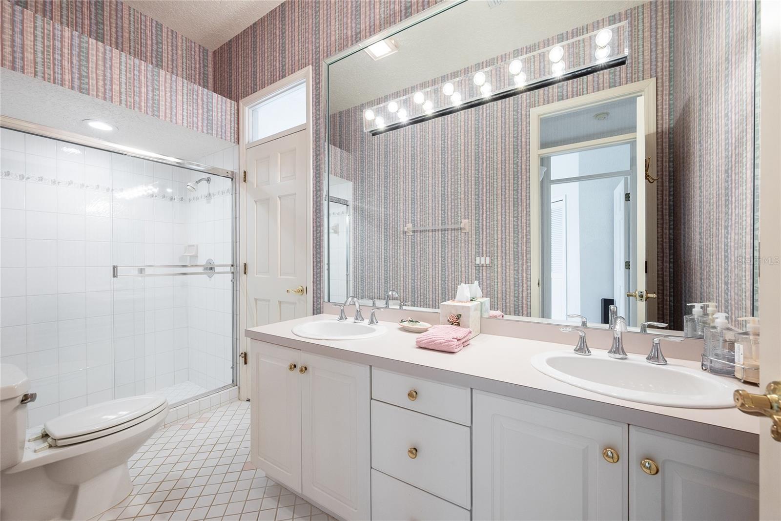 MUIRFIELD VILLAGE - Residential