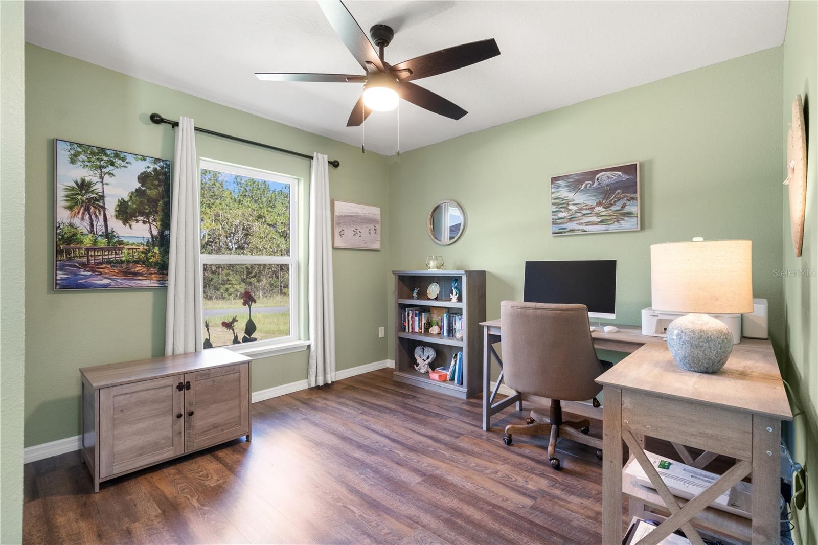 RAINBOW LAKES ESTATE - Residential