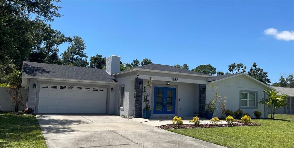 Photo of 1652 Georgetowne Boulevard, Sarasota, FL 34232 (MLS # A4660655)