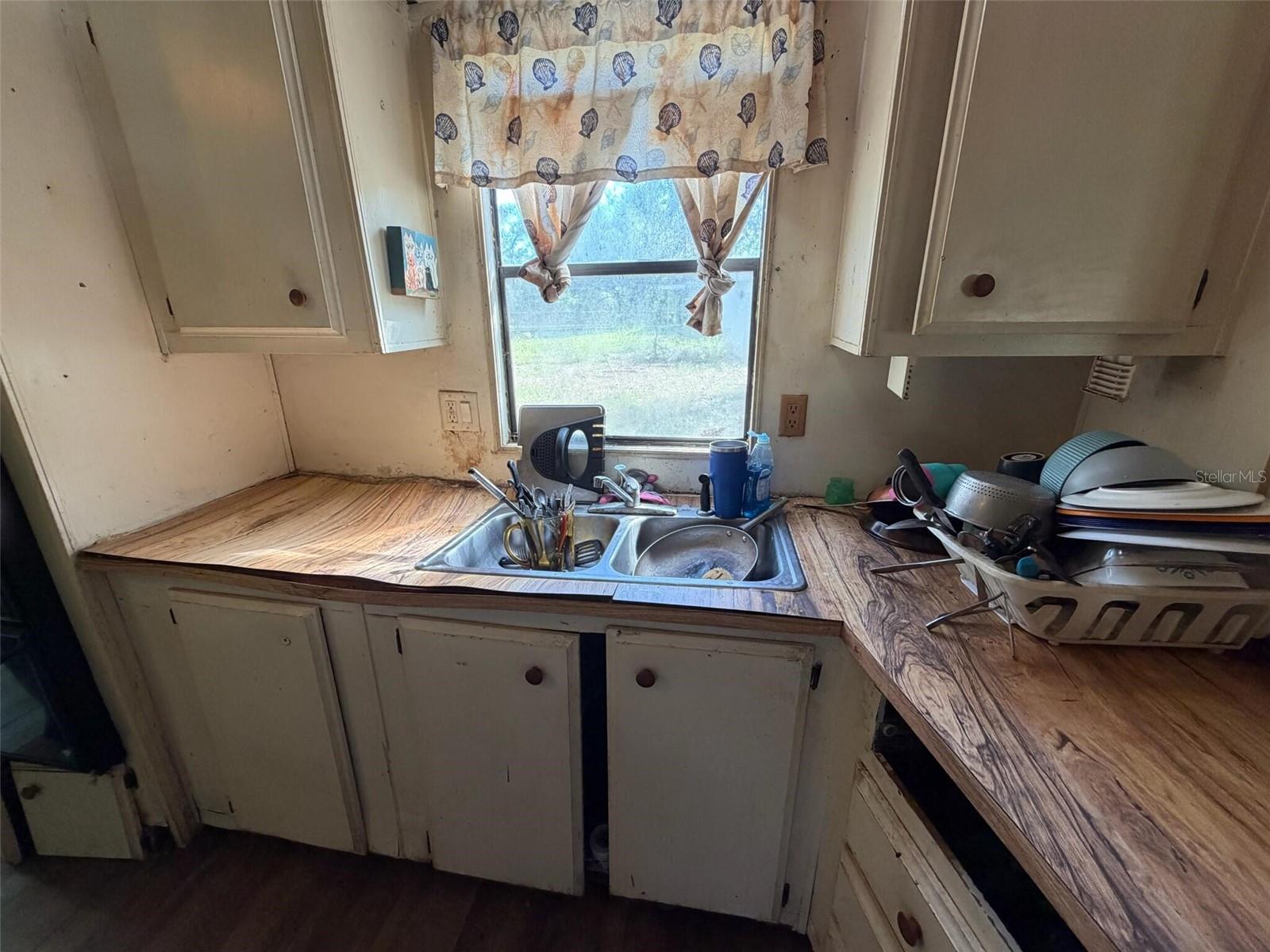 HIGH RIDGE ESTATES UNREC SUB - Residential