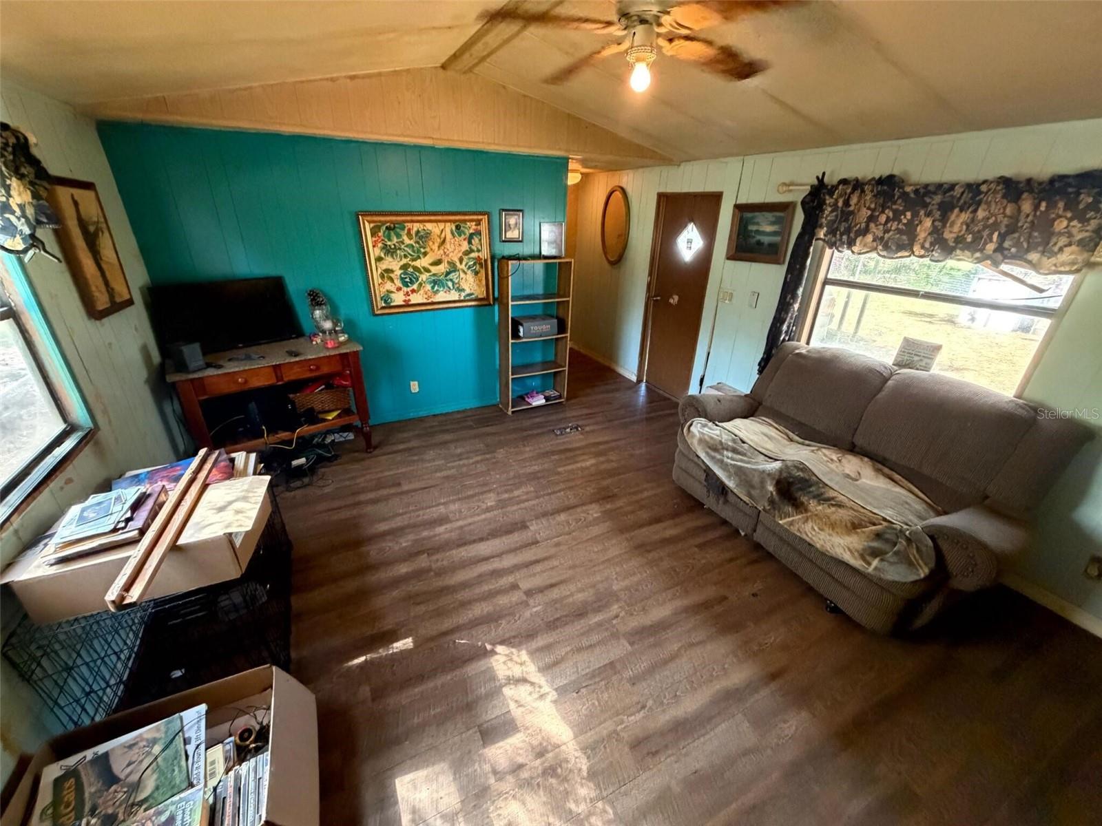 HIGH RIDGE ESTATES UNREC SUB - Residential