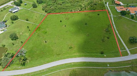 Photo of 15945 Painted Post Lane, Sarasota, FL 34240 (MLS # A4615418)