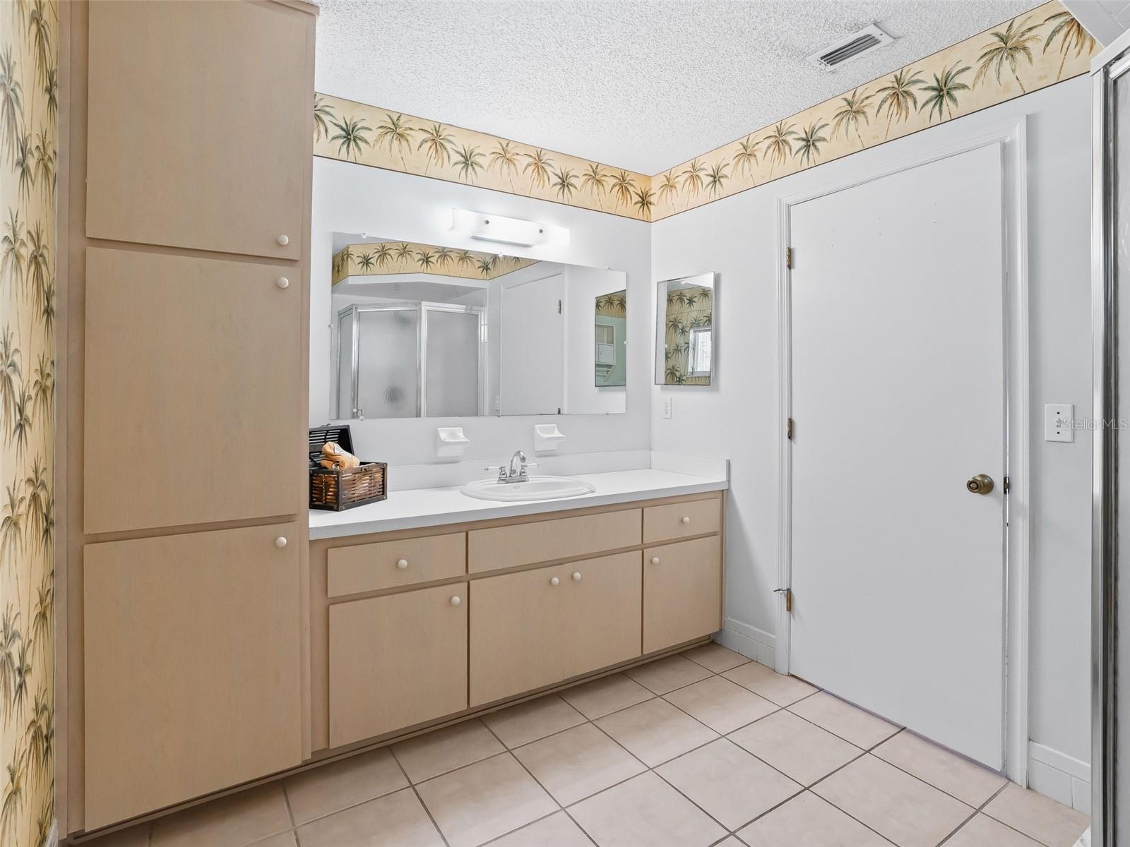 SPRUCE CREEK SOUTH - Residential