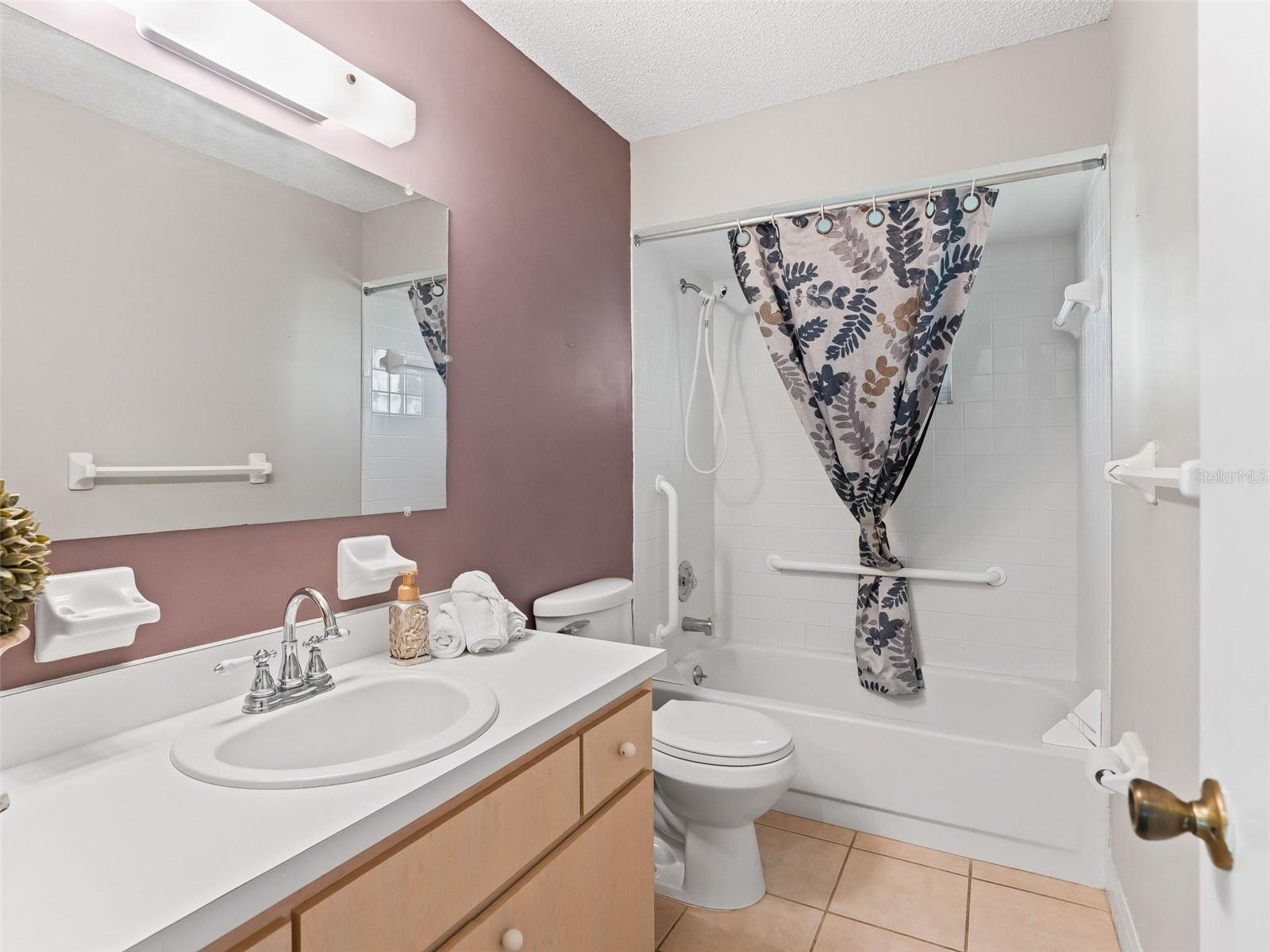 SPRUCE CREEK SOUTH - Residential