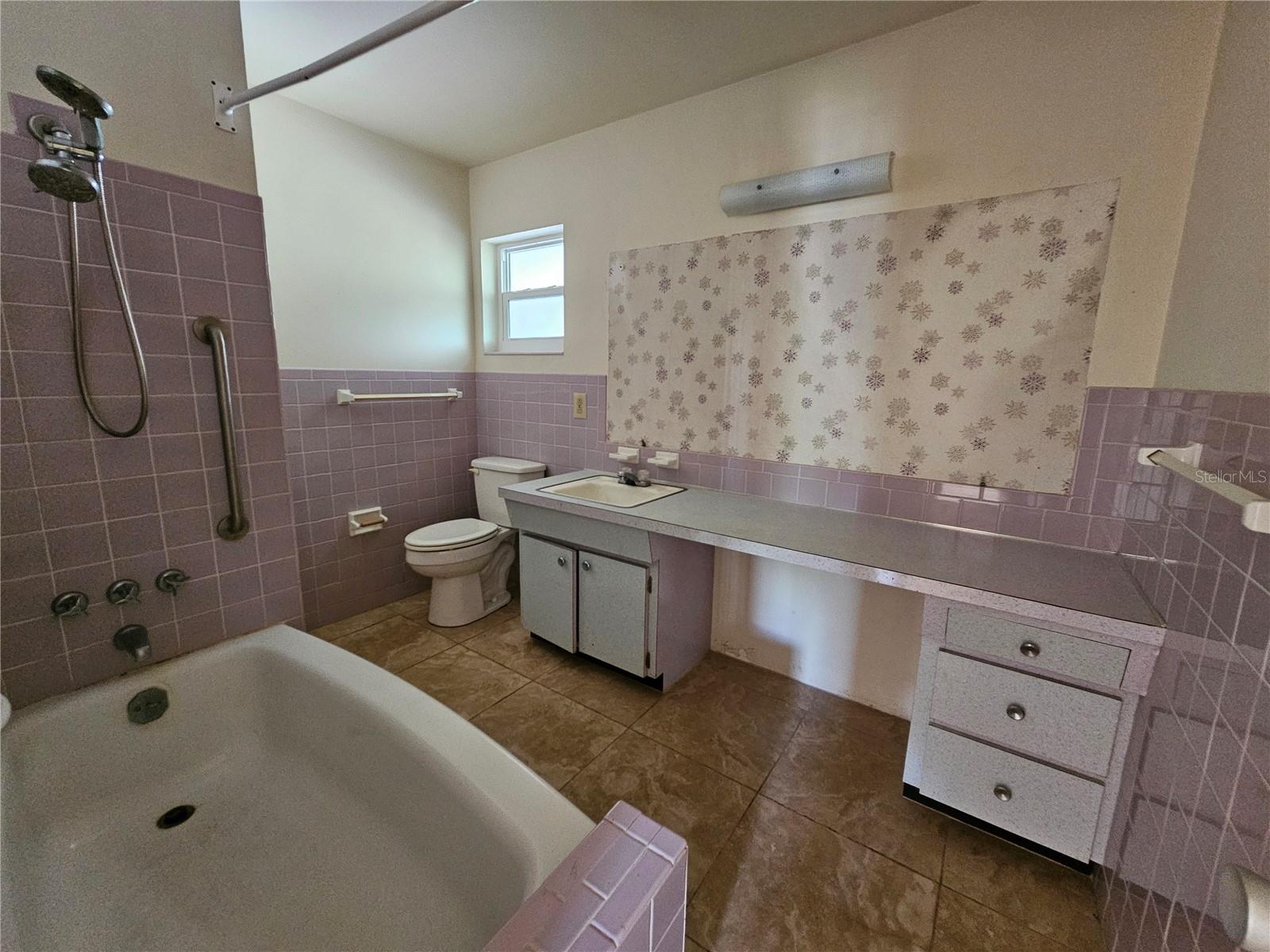 BRENTWOOD HEIGHTS 2ND ADD - Residential