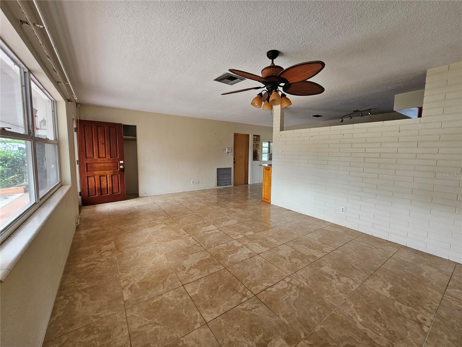 BRENTWOOD HEIGHTS 2ND ADD - Residential