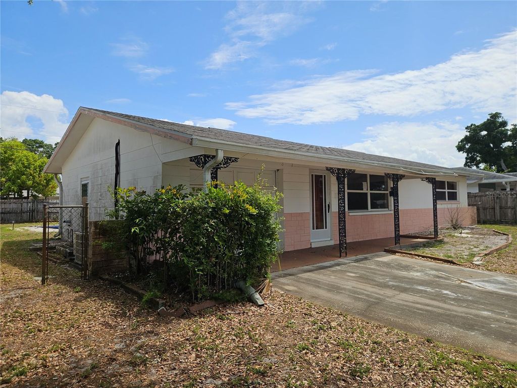 Photo of 3155 55th Street N, St Petersburg, FL 33710 (MLS # TB8497315)