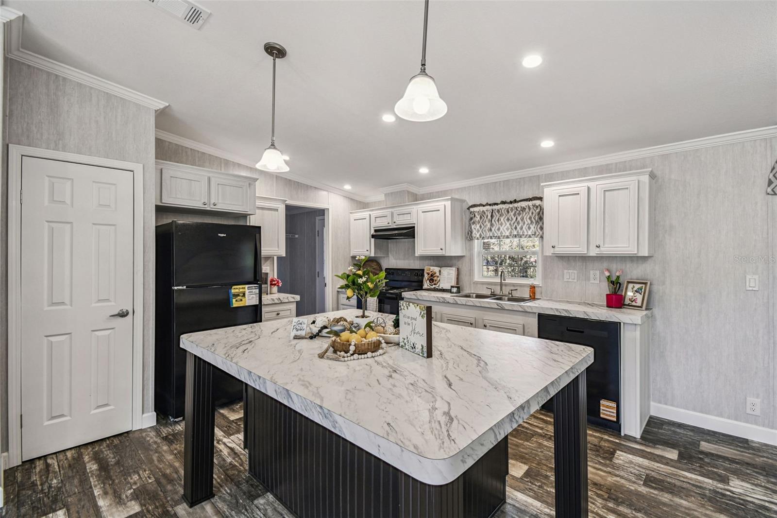 LAKE PIERCE RANCHETTES - Residential