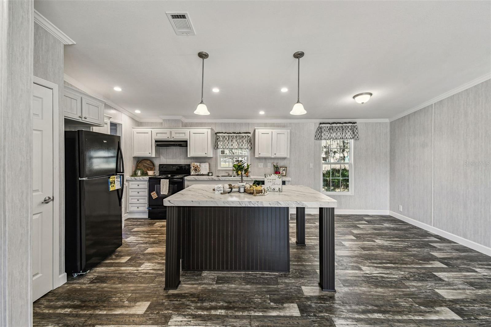 LAKE PIERCE RANCHETTES - Residential