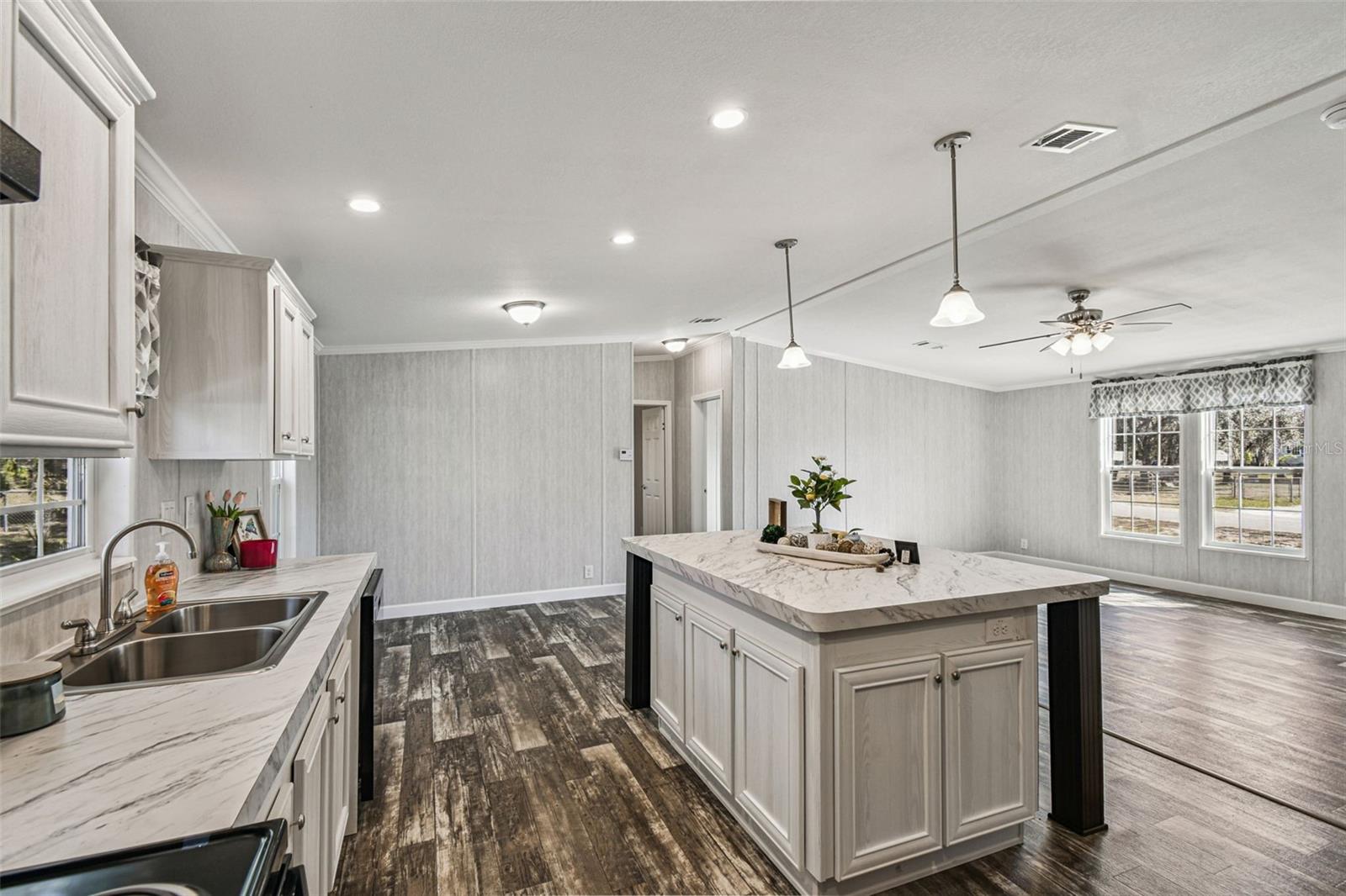 LAKE PIERCE RANCHETTES - Residential