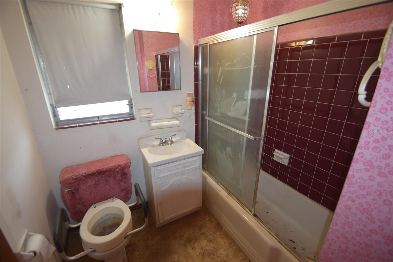 LAKE BONNY HEIGHTS - Residential