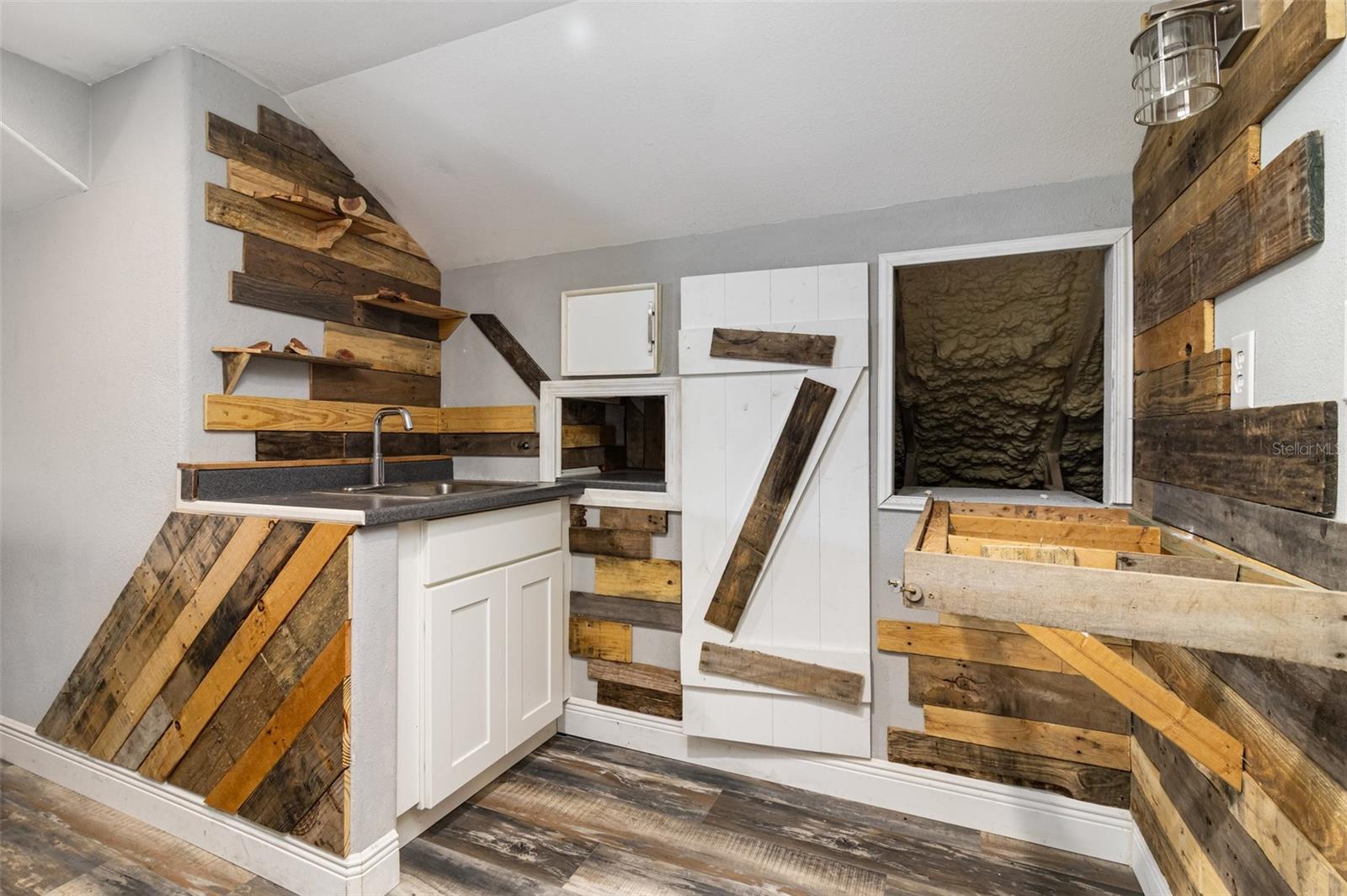 GOODE PARK TERRACE - Residential