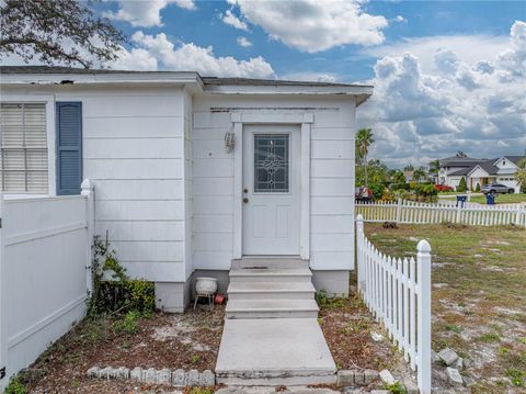 A home in TAMPA